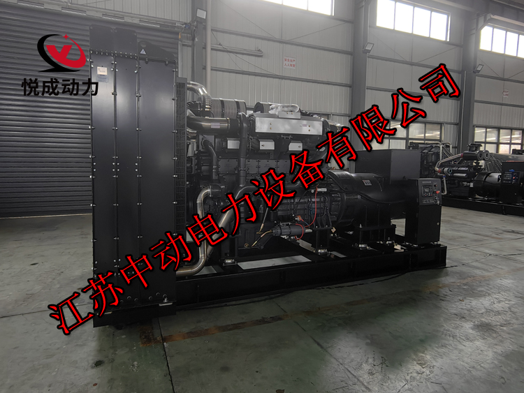上柴動力1000KW柴油發(fā)電機組，型號6WTAA35-G311