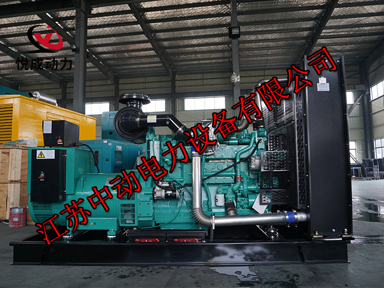 KTAA19-G6A重慶康明斯動力配套600KW柴油發(fā)電機組